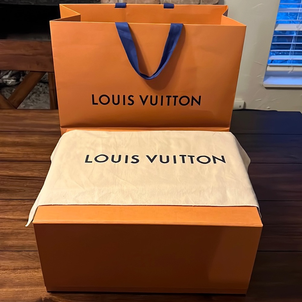 Original Louis Vuitton Dust Cover Bag, Bag Box, and Shopping Bag (Neonoe MM PM)